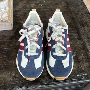 Gently used with no box, ADIDAS RETROPY E5 SHOES, Youth size 4